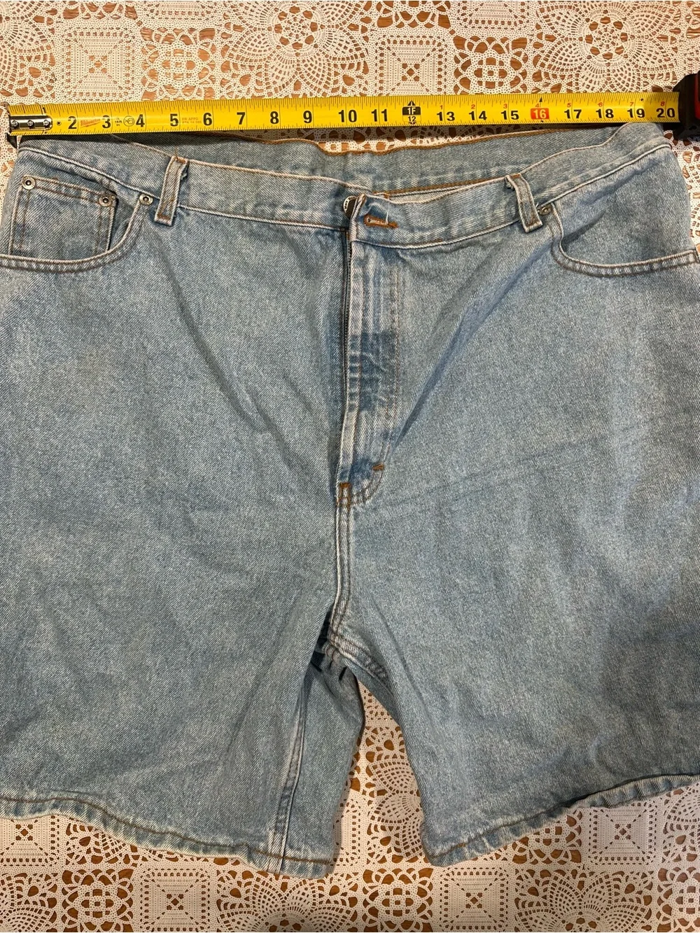 Member’s Mark Denim Shorts Men’s Tag 42 Measures 40 Light Wash Jean Shorts
